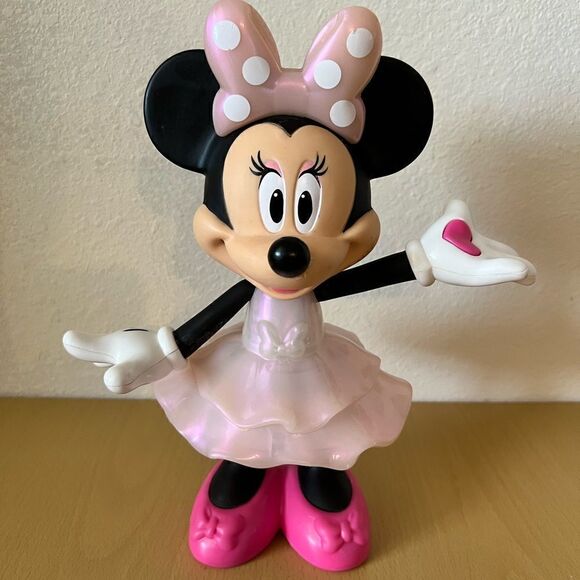 Disney Minnie interactive lights-up many colors - Picture 8 of 9